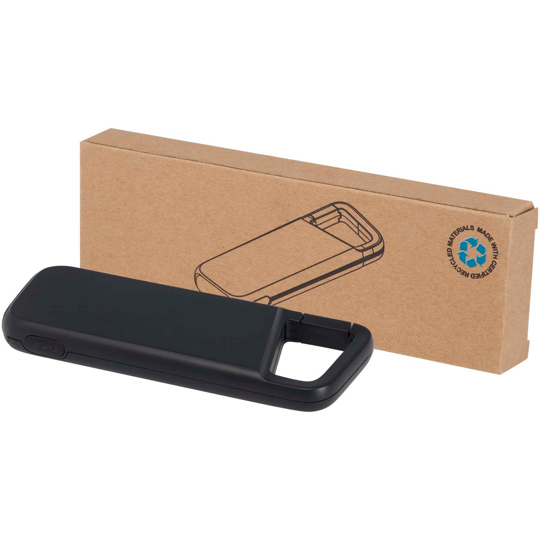 Alkes 5000 mAh 12 W vandafvisende powerbank i genvundet plast med karabinhage