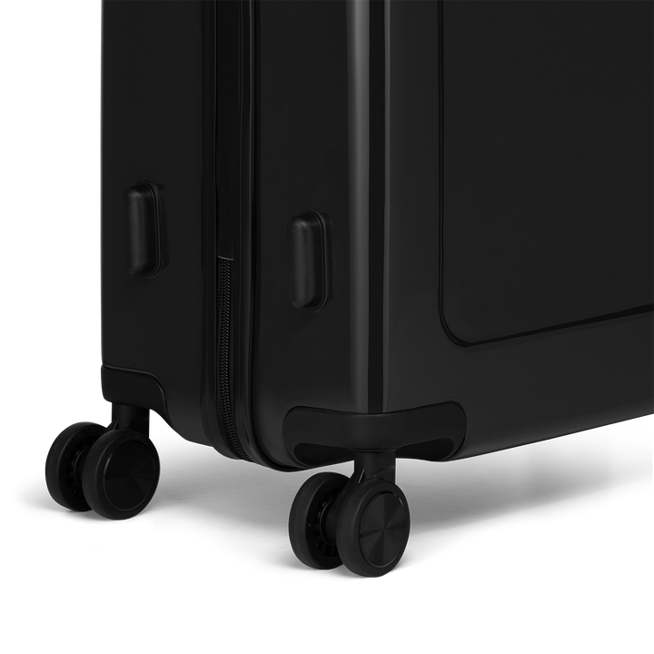 Travel suitcase - 65 cm