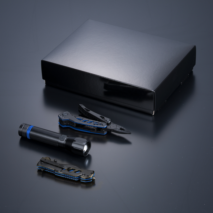 Optima set III-B: multitool, rescue knife, and large flashlight