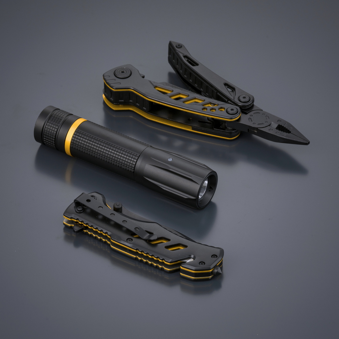 Optima Multiset: multitool, rescue knife & small flashlight