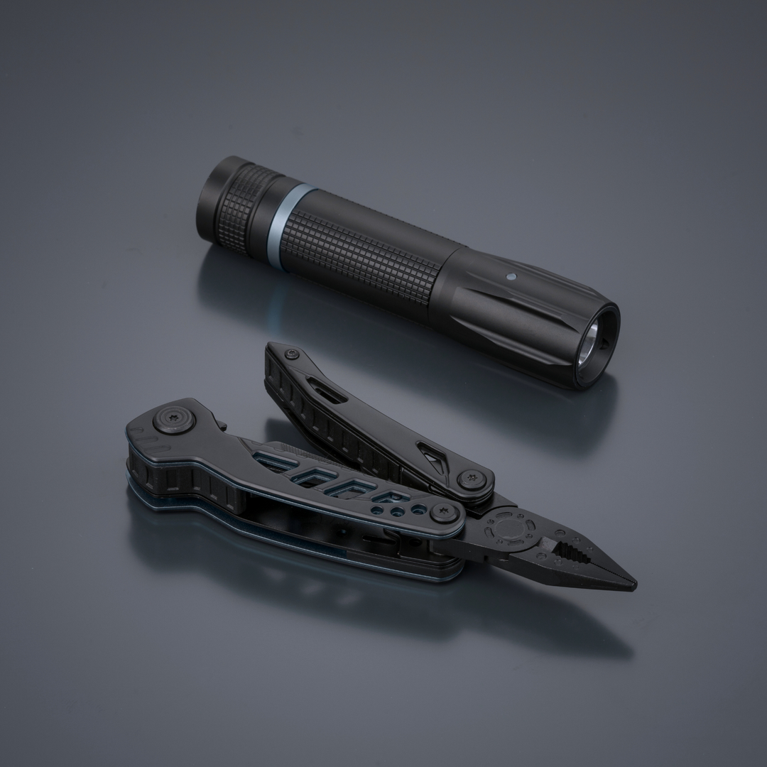 Optima Color set II: multitool & small flashlight