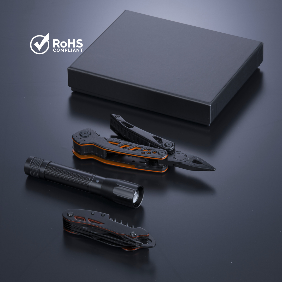 Optima Set II: multitool, pocket knife & medium flashlight