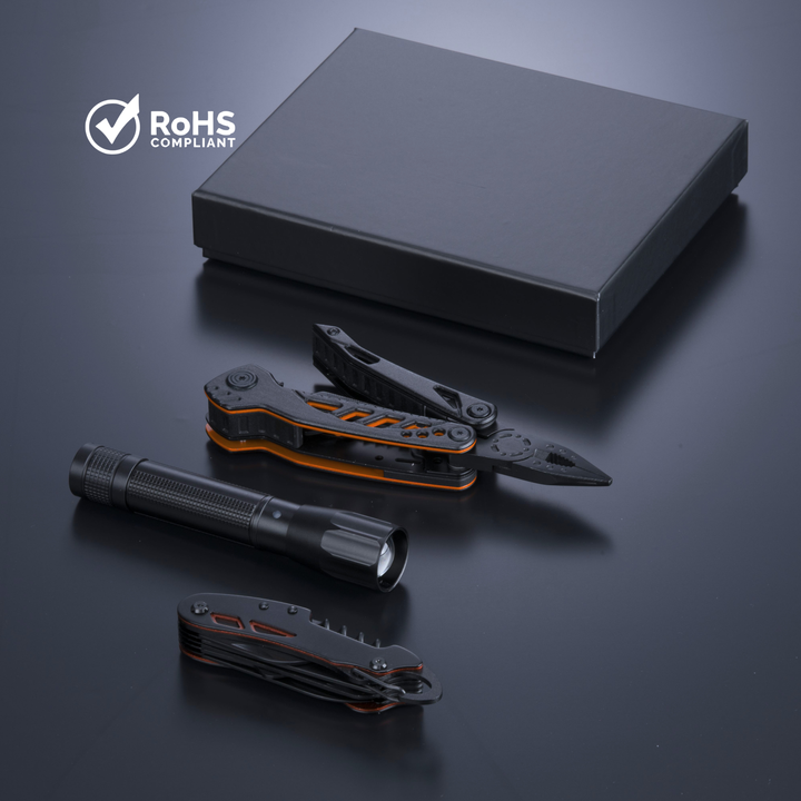 Optima Set II: multitool, pocket knife & medium flashlight