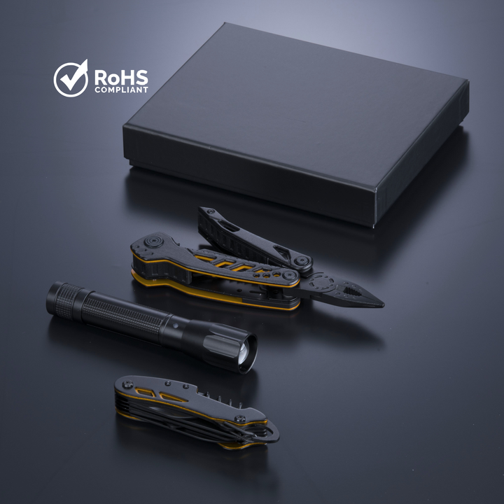 Optima Set II: multitool, pocket knife & medium flashlight